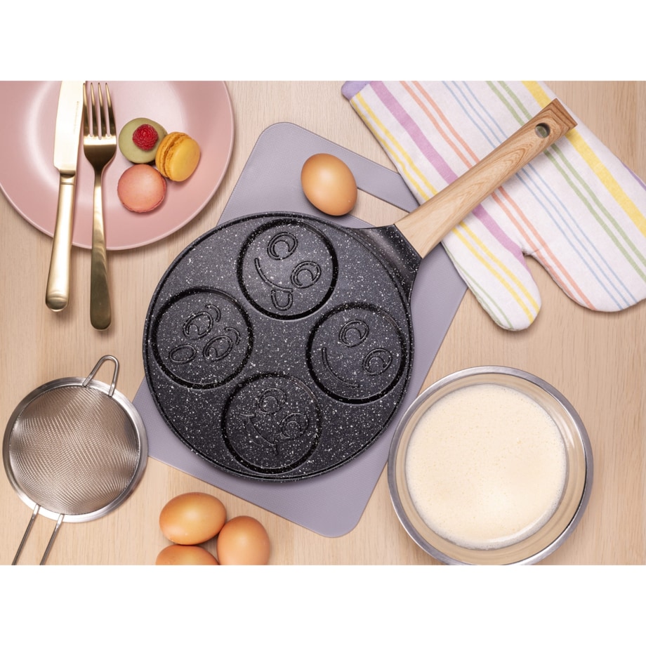 Marmurowa patelnia do pancakes naleśników jajek BUŹKI MINKI EMOTKI KAMILLE