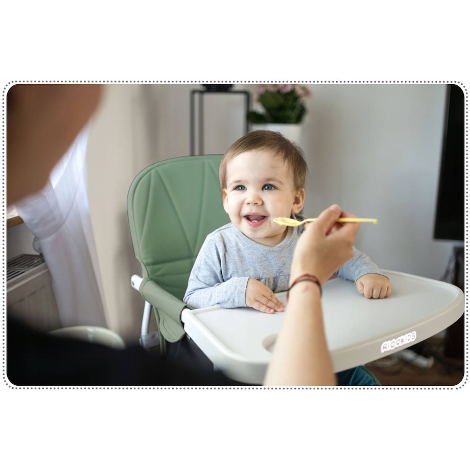 Krzesełko do karmienia Ricokids Nuco lekkie składane podnóżek 7098