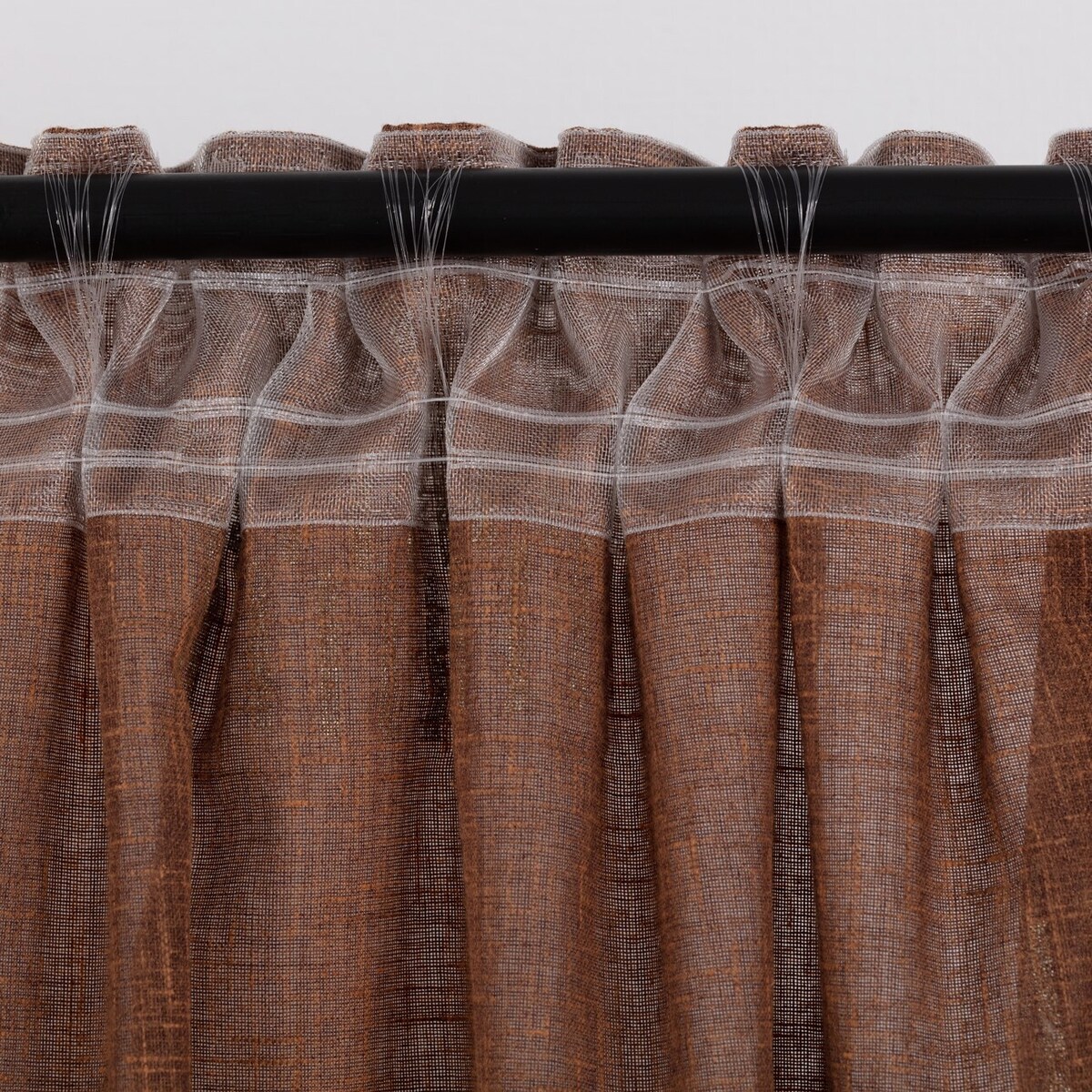 Zasłona BASIC na taśmie marszczącej 130x280 cm brąz 1szt. 130x280 brązowy