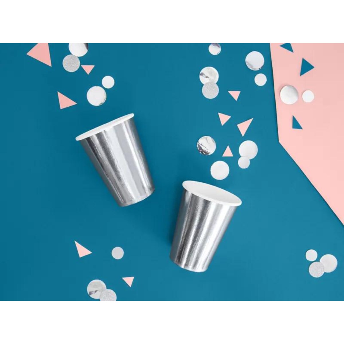 Kubeczki papierowe srebrne 220 ml