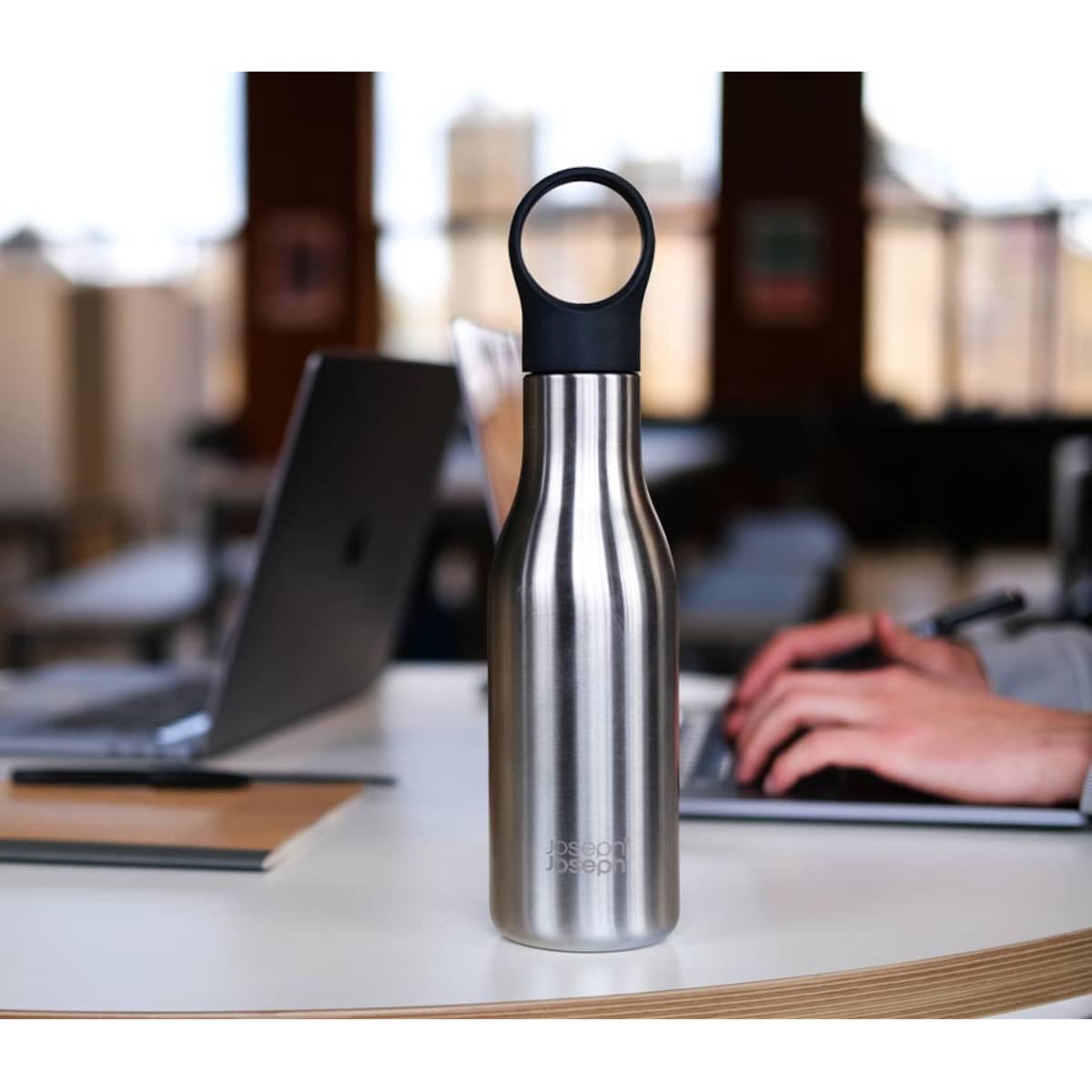 Butelka termiczna stalowa Loop, 500 ml, Joseph Joseph