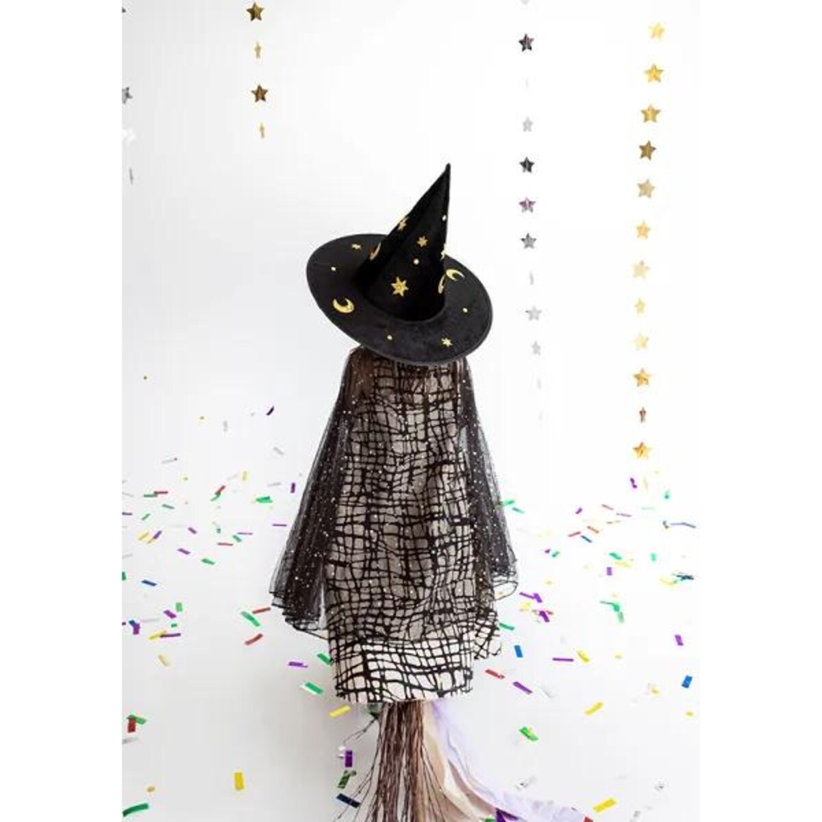 Czapka Wiedźmy, czarny