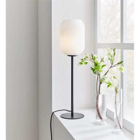 Stołowa lampa szklana Cava do salonu plis czarna biała