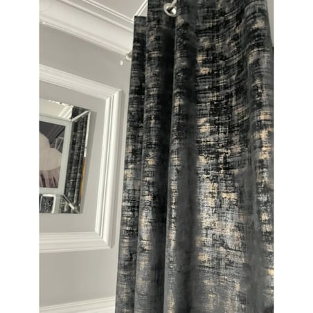 Zasłona ze złotymi przetarciami 140x270 cm na taśmie marszczącej | czarna ze złotem