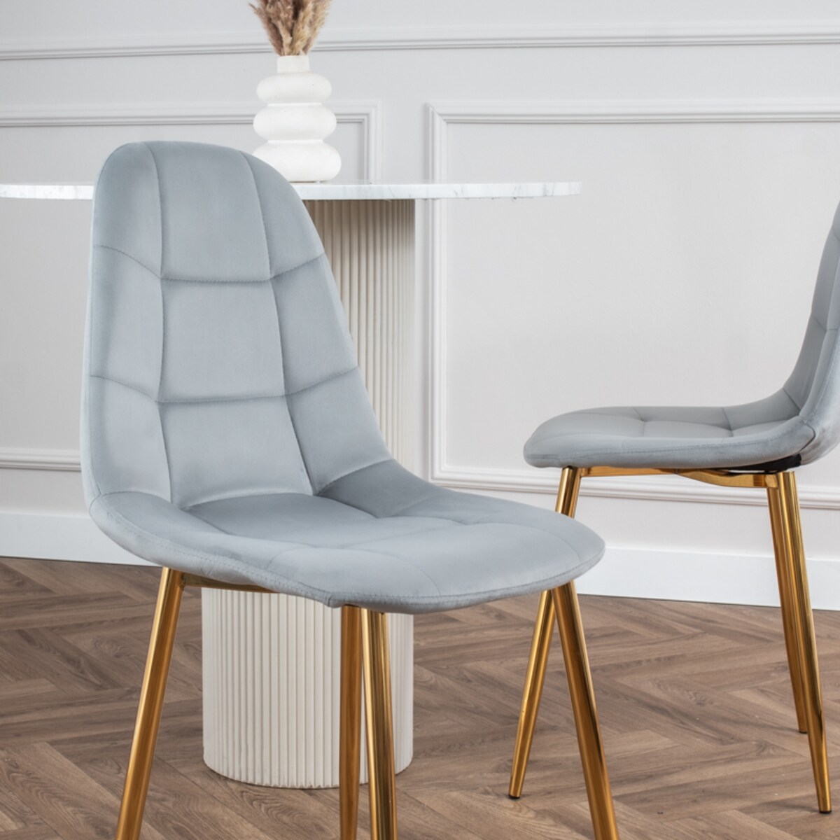 Krzesło tapicerowane welurowe do salonu jadalni glamour pikowane złote