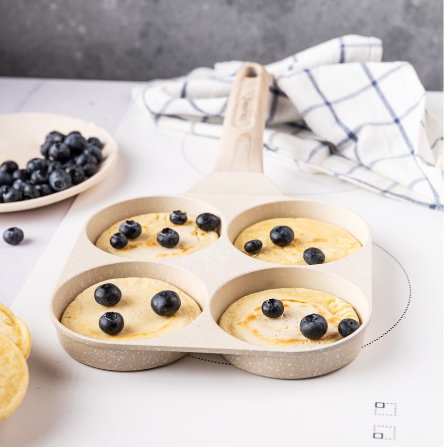 Patelnia marmurkowa 4 w 1 do naleśników jajek placków pancake 18cm BEŻOWA KLAUSBERG