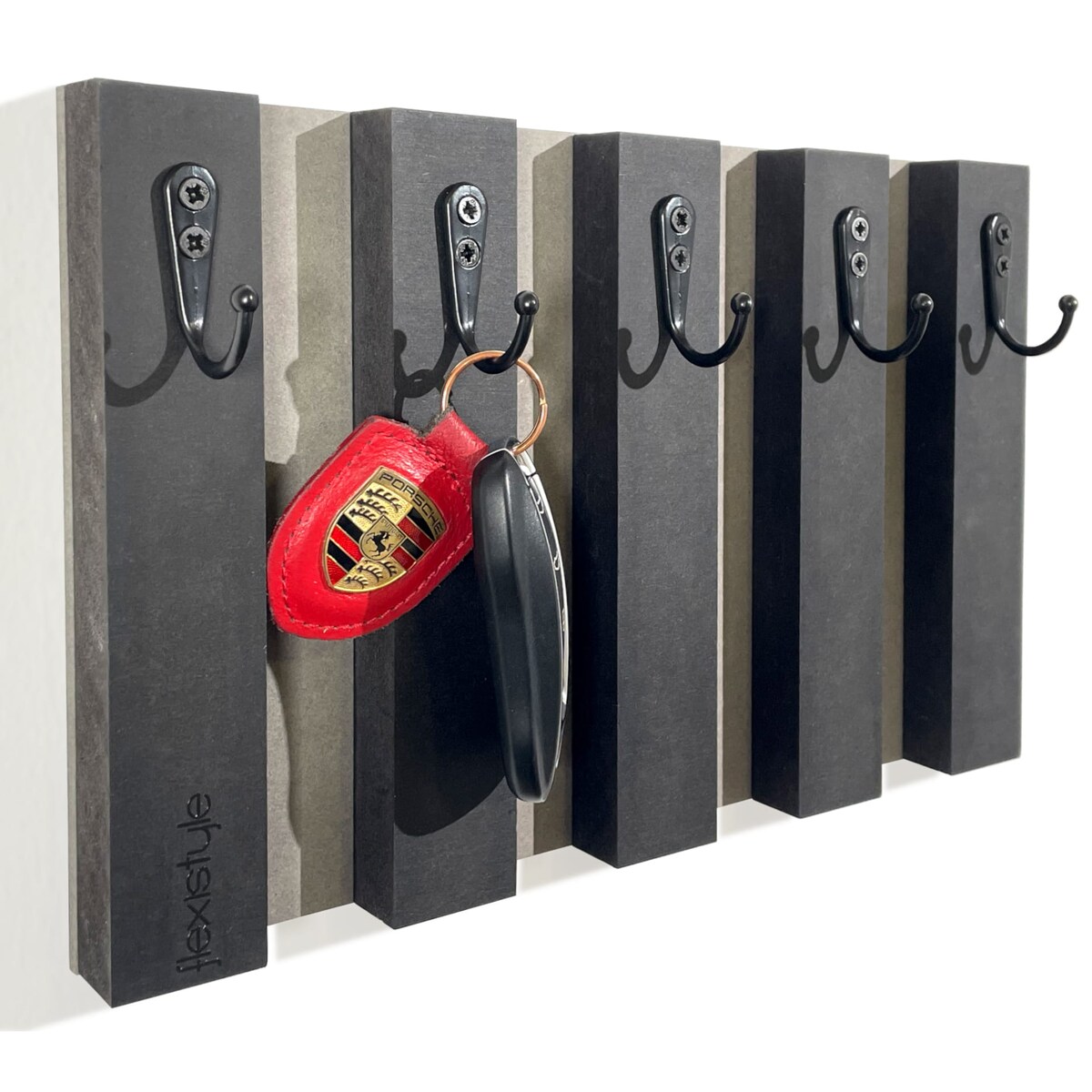 Drewniany wieszak na klucze Lamele 30cm czarny