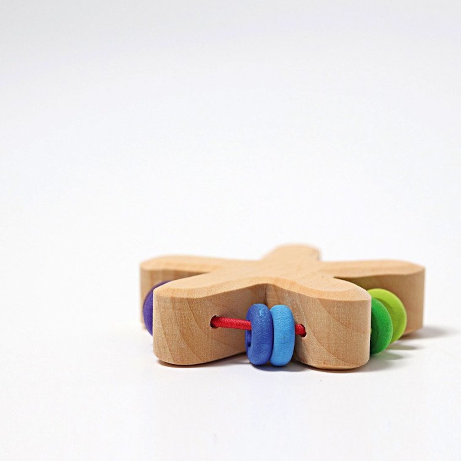 Grzechotka Gwiazdka dla niemowlaka drewniana kolorowa 0+ Grimm's