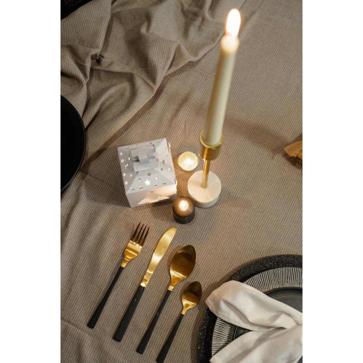 Komplet sztućców ze stali nierdzewnej JUNGLE, 16 elementów