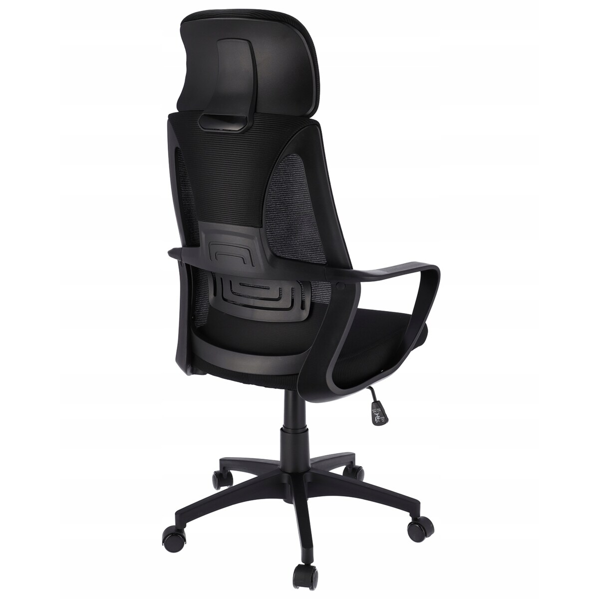 Fotel FUTURA czarny (pakowany)