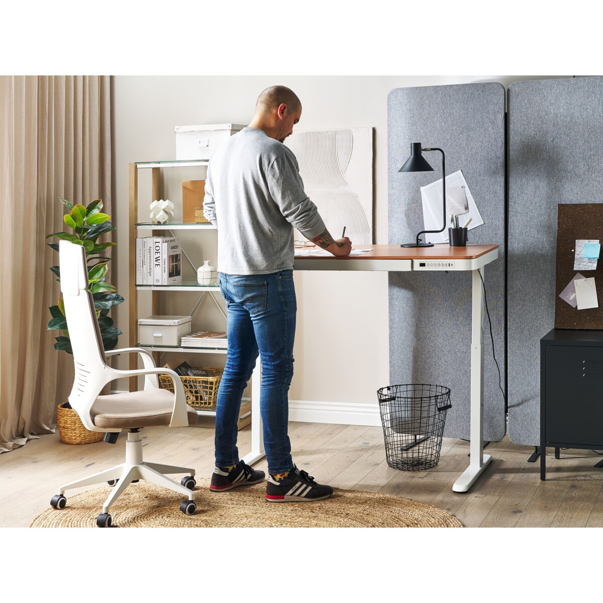 Biurko regulowane elektrycznie KENLY Brązowy/ biały 120 cm 60 cm Z portem USB