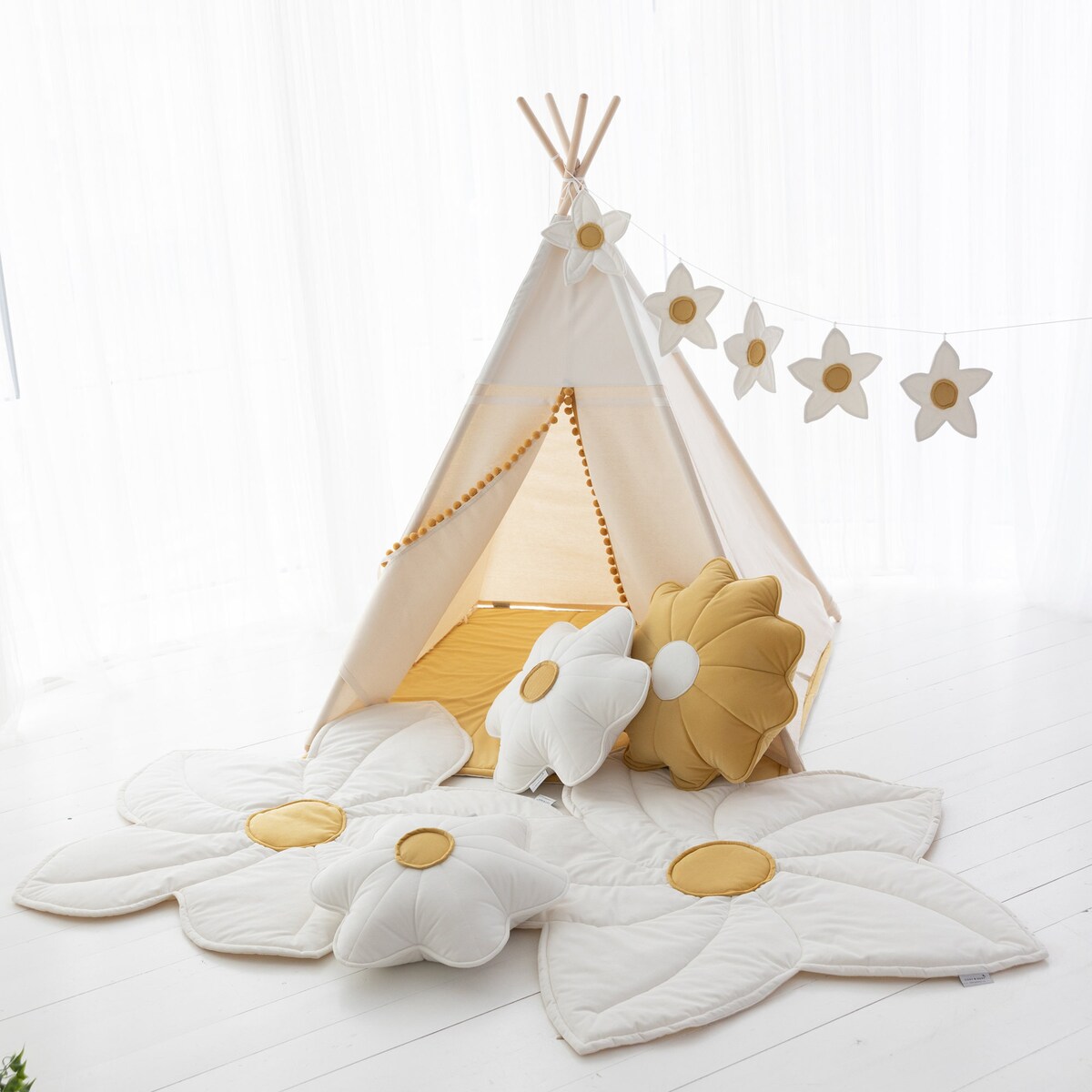 Namiot tipi Cozy White Velvet z matą