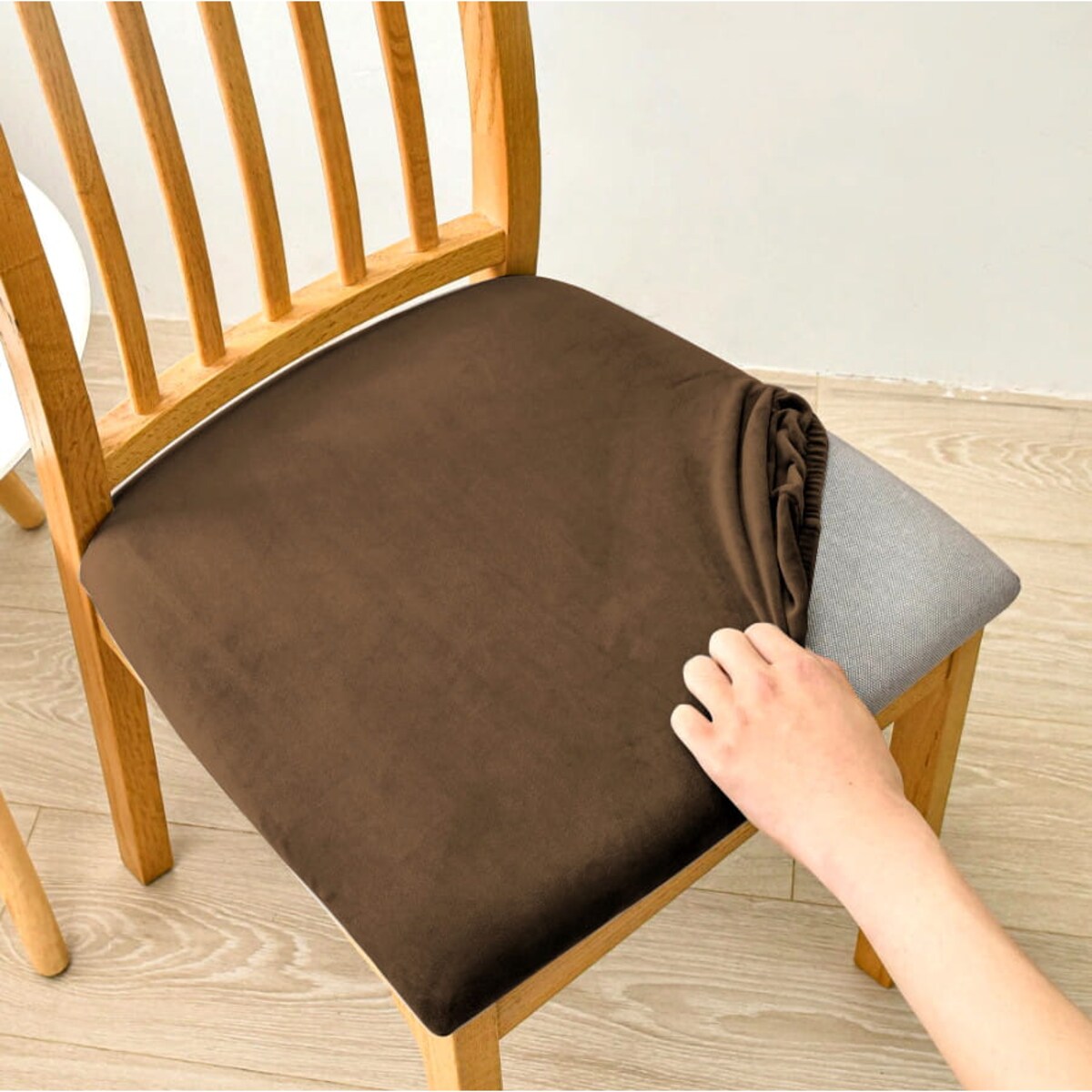 POKROWIEC NA SIEDZISKO 40x40cm KAKAOWY BRĄZ WELUR ELASTYCZNY [26L2]