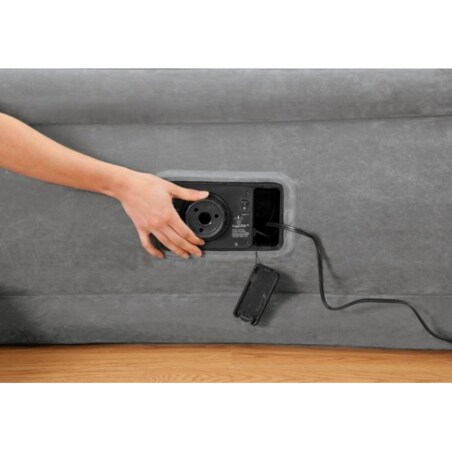 Materac welurowy z pompką elektr 191x137x33 cm INTEX