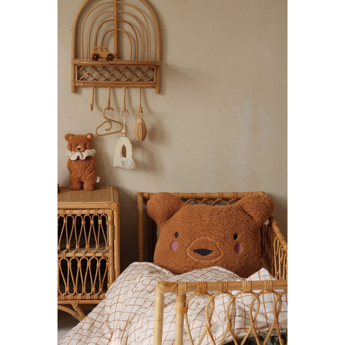 Poduszka dekoracyjna miś camel