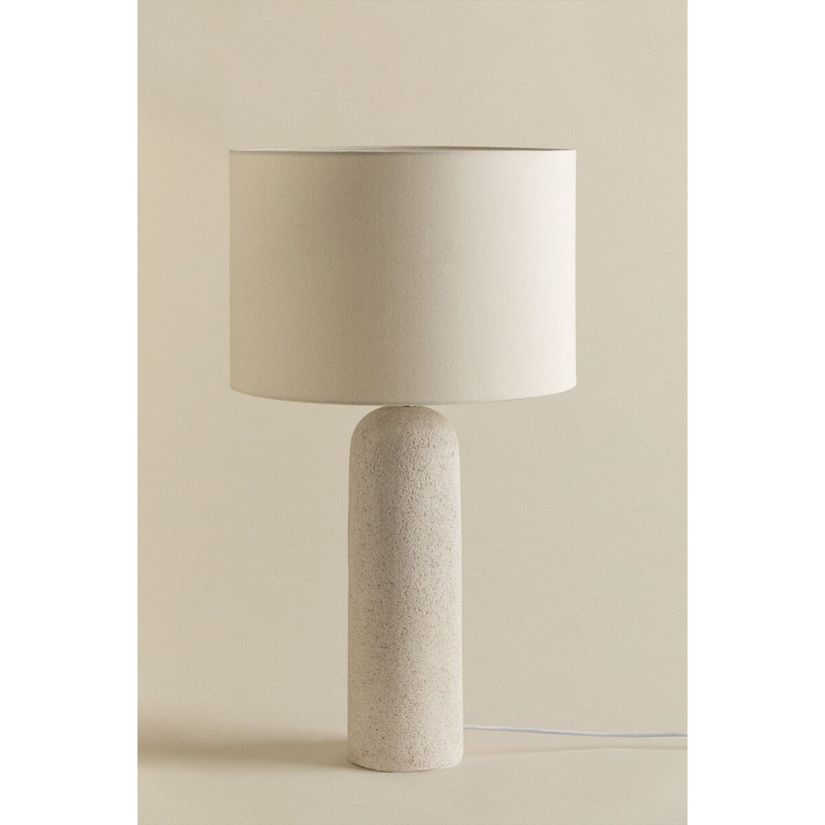 Lampa stołowa z lnu i włókna szklanego, brudna biel, Otile, 69 cm