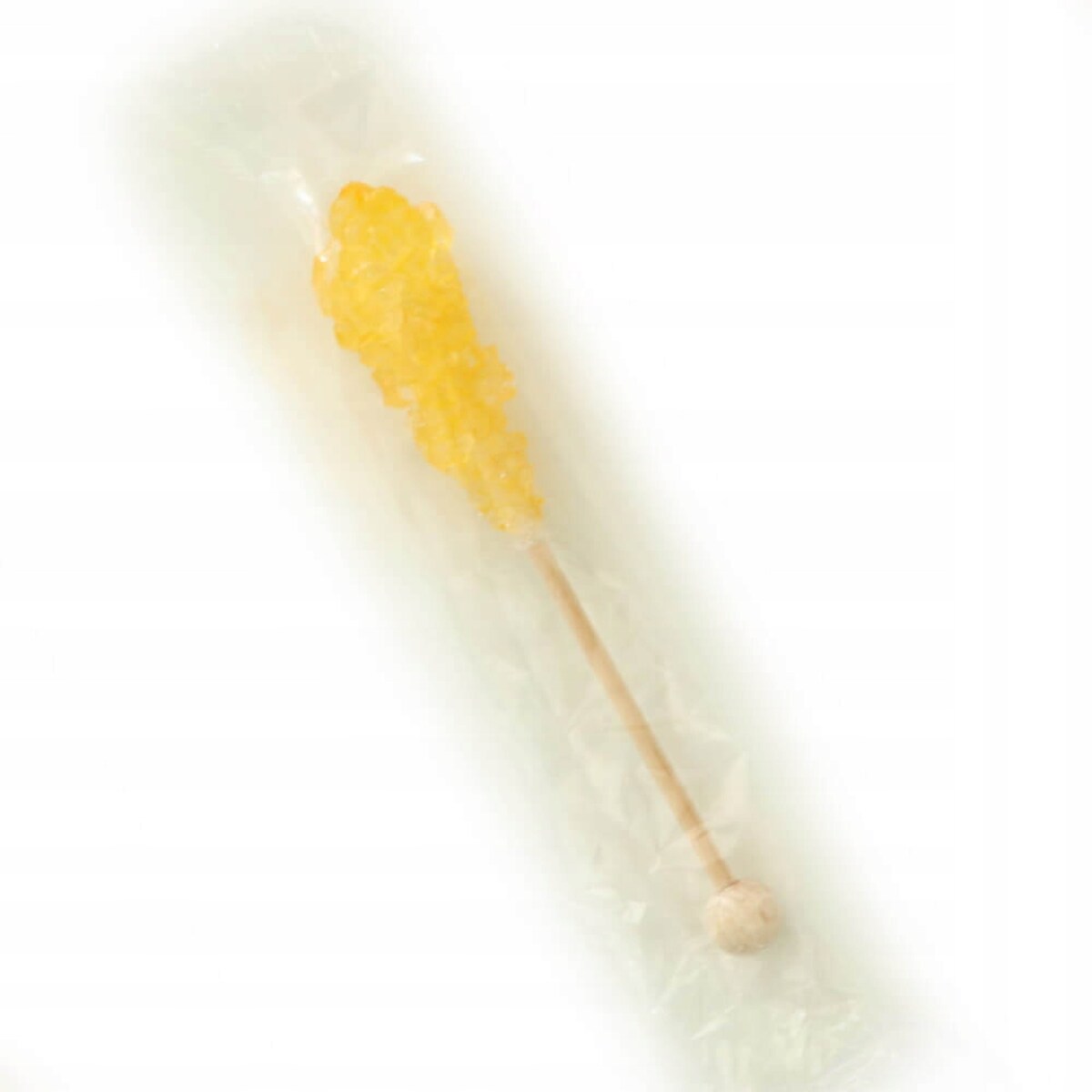 Słodka cytrynowa pałeczka cukrowa do dekoracji kaw i herbat na zimno