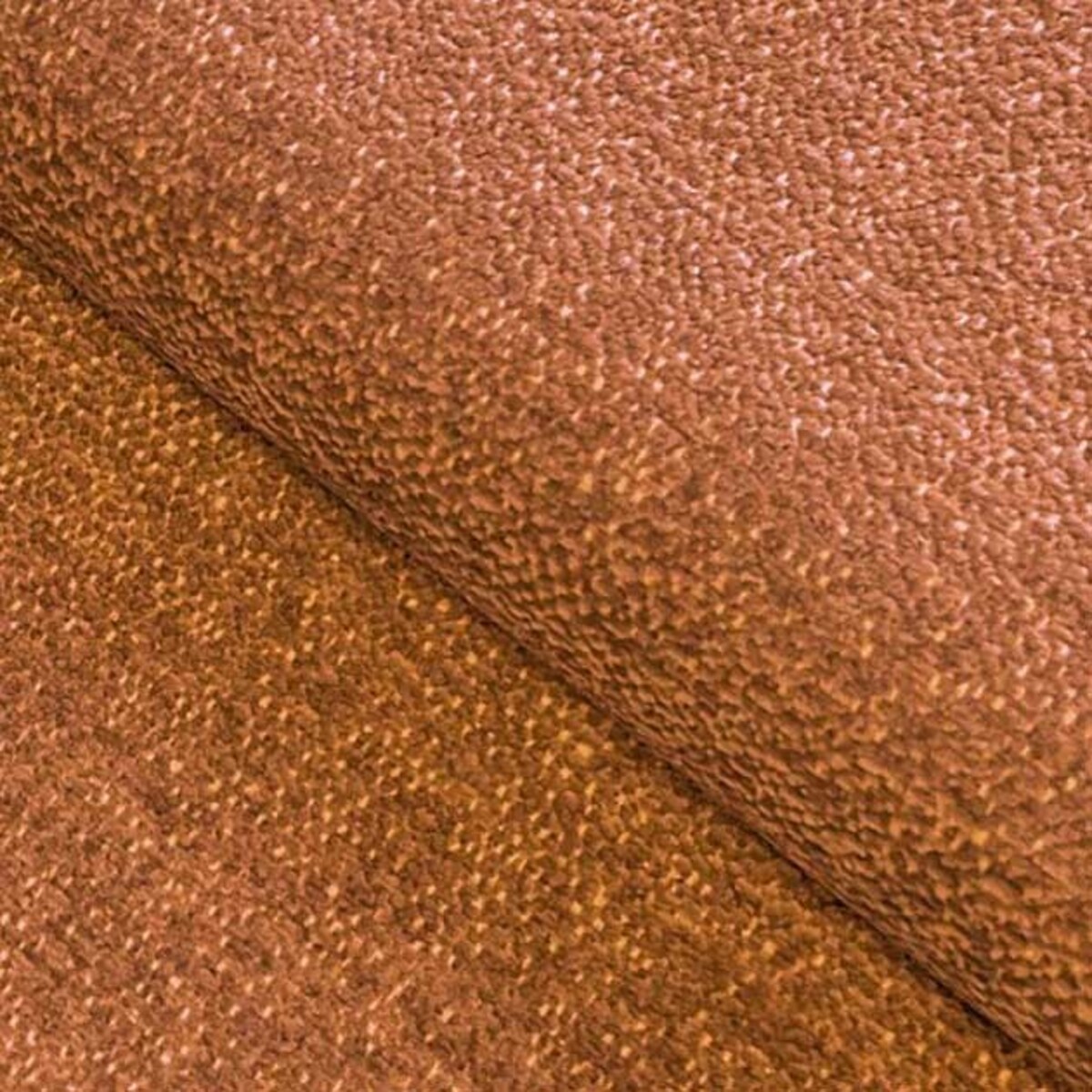 Wygodny Fotel na drewnianych nogach LISA CARO miedziany