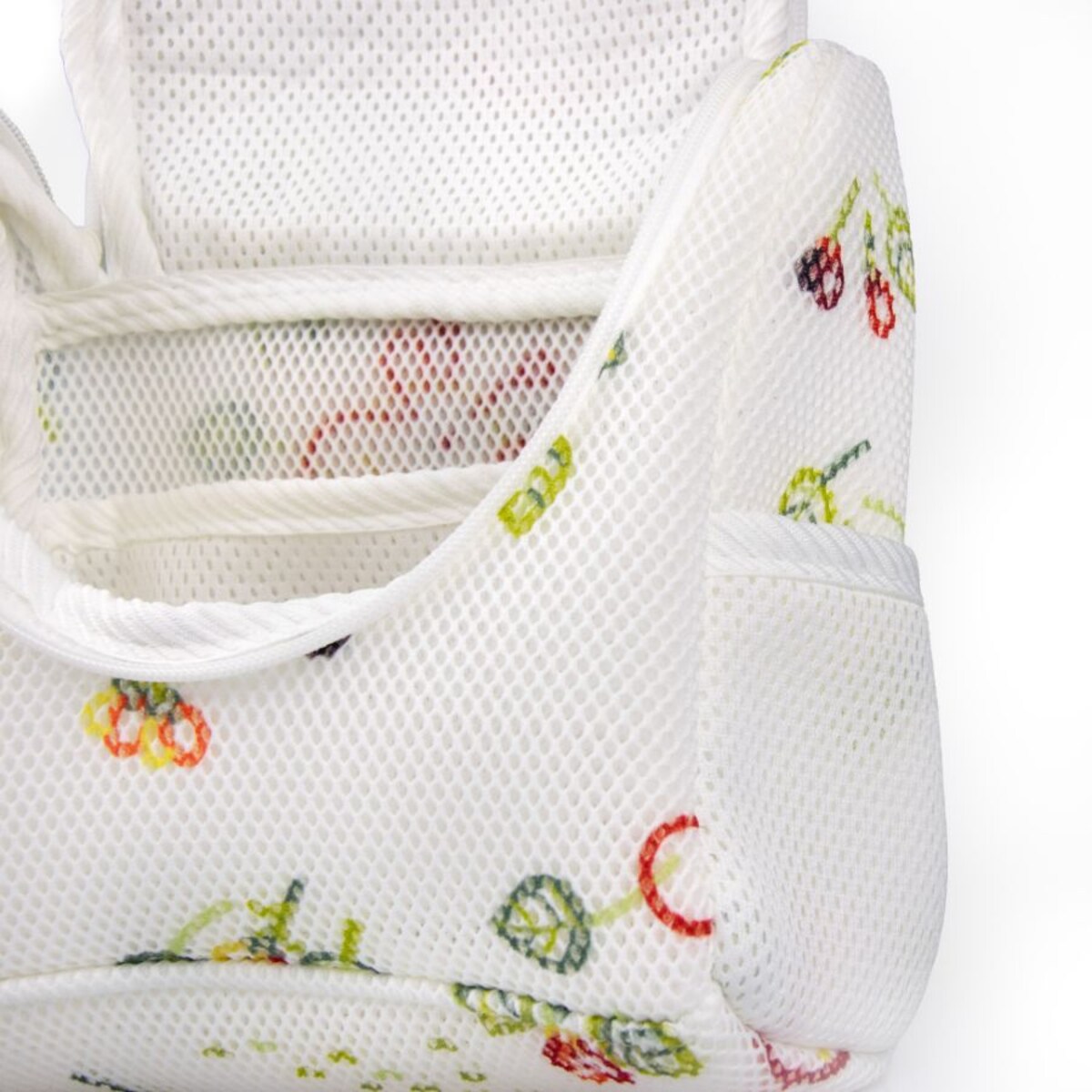 Kosmetyczka kuferek S 20x20 cm wzór żyrafy