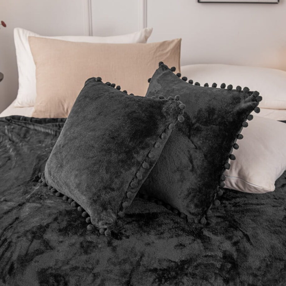 Poszewka Dekoracyjna z Pomponami 40 x 40 Pompie Czarna Ozdobna na Kanapę