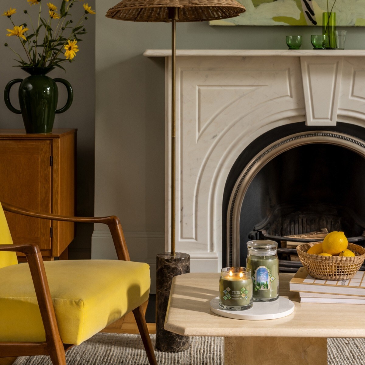 YC SIGNATURE – Świeca średnia OLIVE & CYPRESS