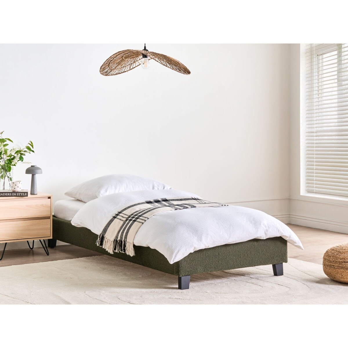 Łóżko bez zagłówka Boucle ROANNE 90 x 200 cm Ciemnozielony