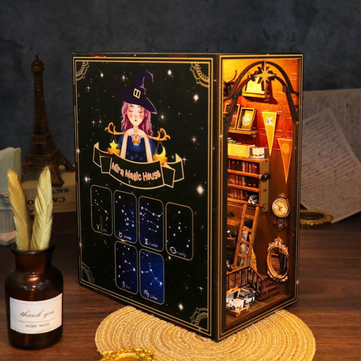 Miniaturowy domek Book Nook - Szkoła magii