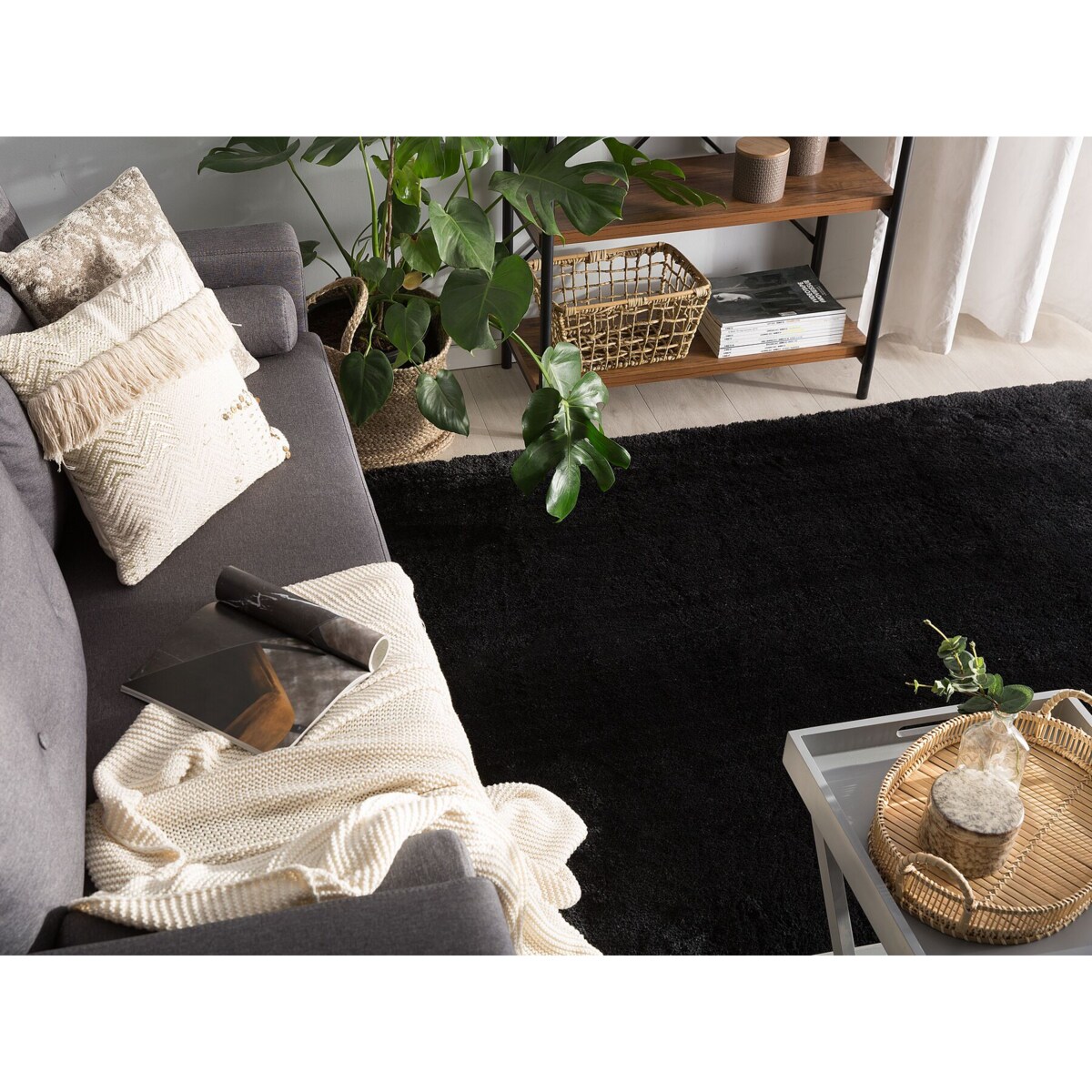 Dywan shaggy 140 x 200 cm czarny EVREN