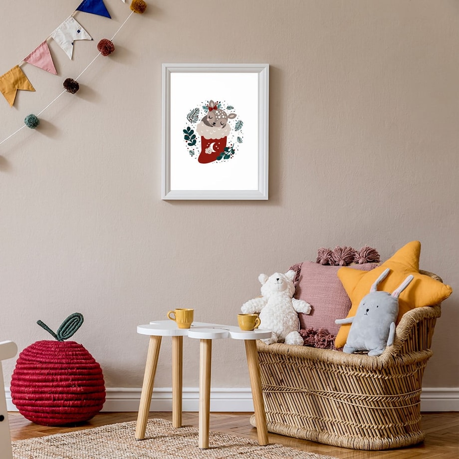 Poster Story, Plakat, Obraz - Słodki Jelonek w Świątecznej Skarpecie, wymiary 60 x 84 cm