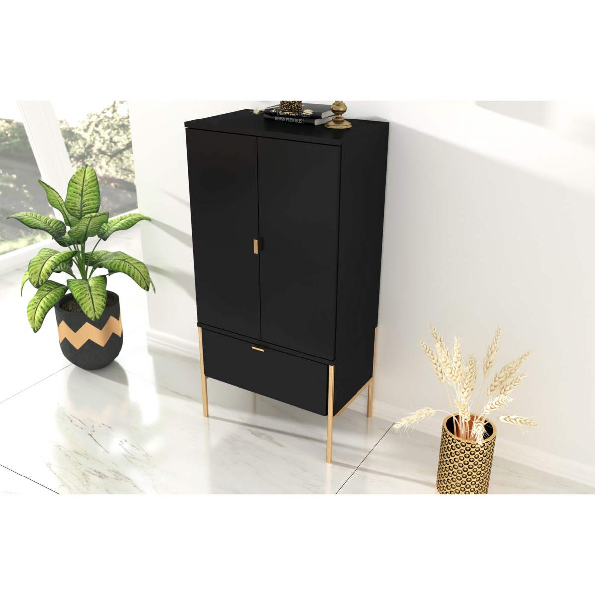 Wysoka elegancka czarna komoda Skandica POLKA na złotych nóżkach