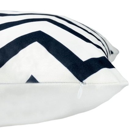 Poszewka dekoracyjna 43x43 biała w granatowe zygzaki