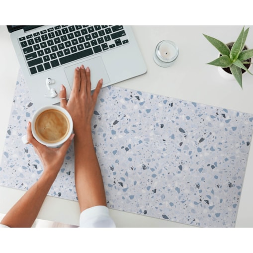 Niebieska mata na biurko Mozaika terrazzo, 90x45 cm