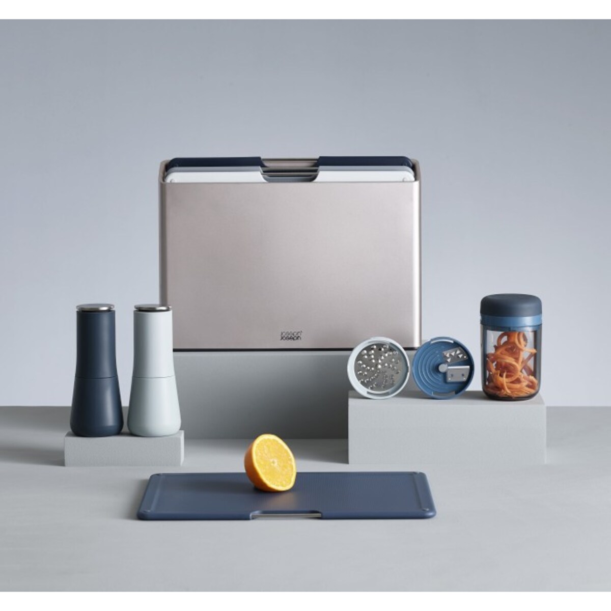 Zestaw 2 młynków ceramicznych Milltop Sky, Joseph Joseph