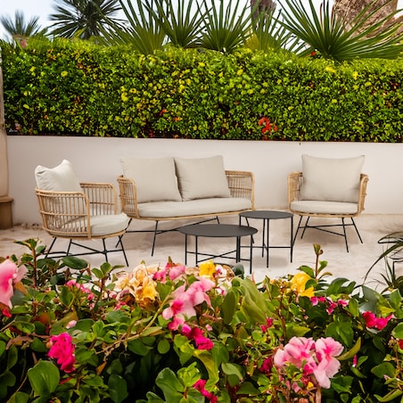 ZESTAW MEBLI OGRODOWYCH MARESOL Z 2 STOLIKAMI KAWOWYMI