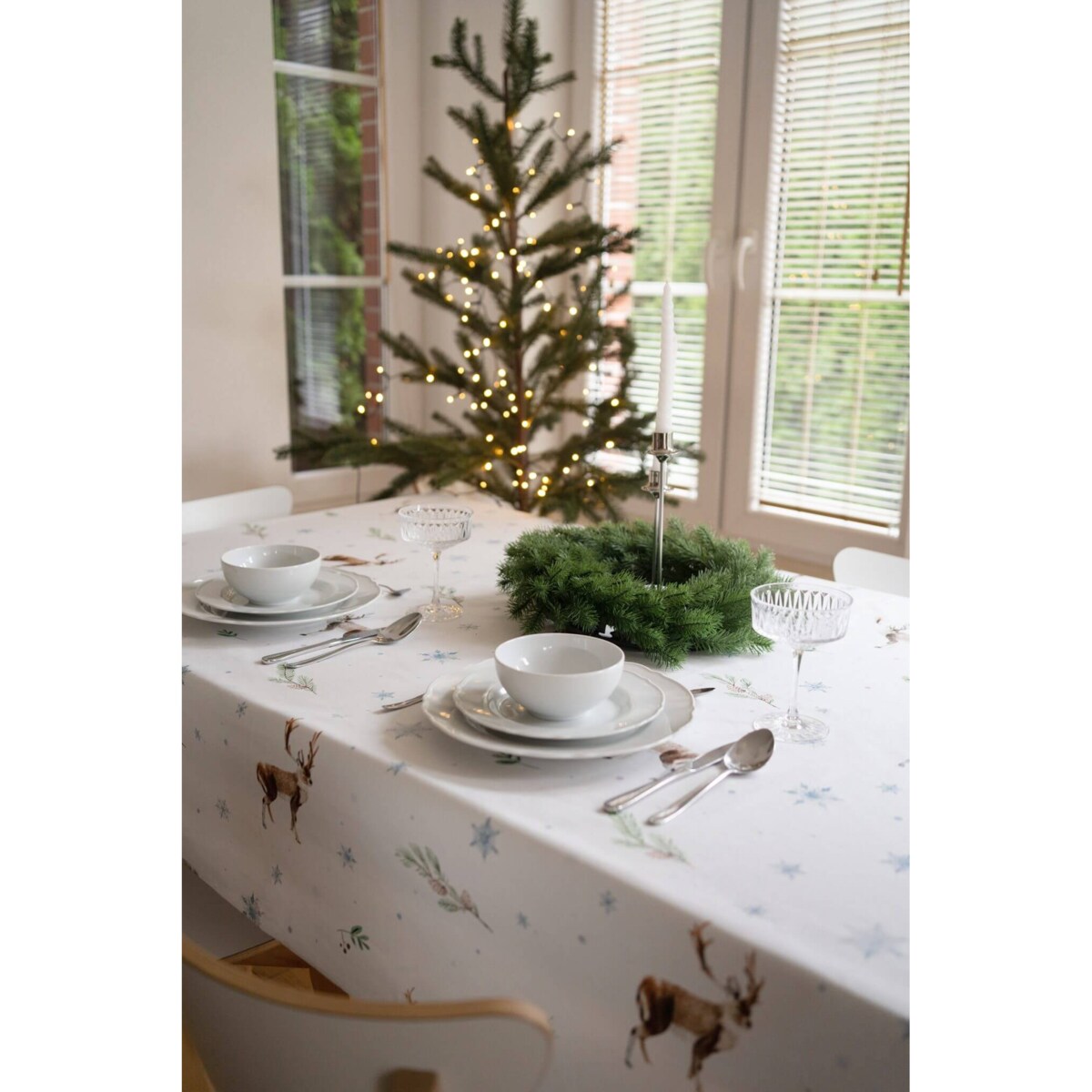 Obrus Renifery 150 x 250 cm