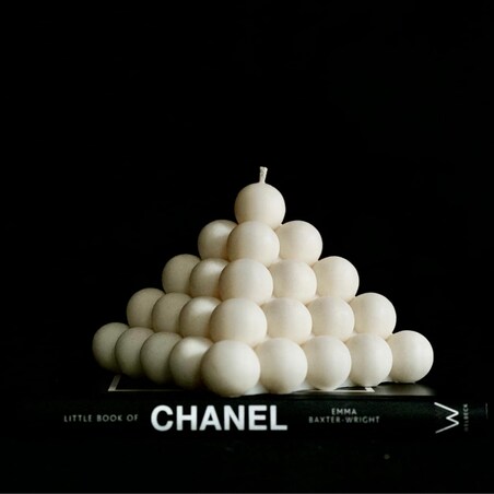 Świeca sojowa ozdobna Piramida