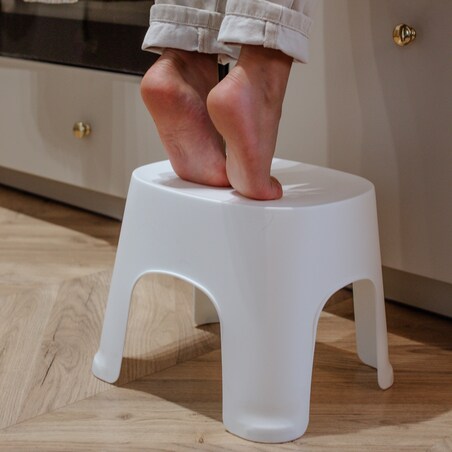 Krzesełko dla dzieci plastikowe białe stołek siedzisko