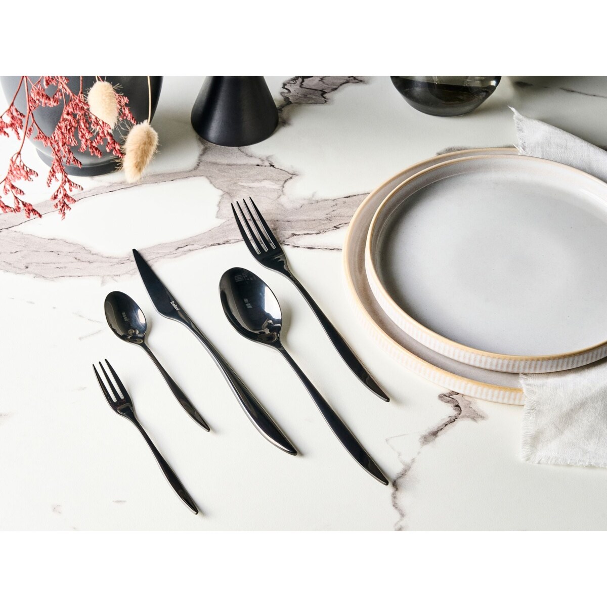 Zestaw sztućców 30 elementów FARFALLE Czarny