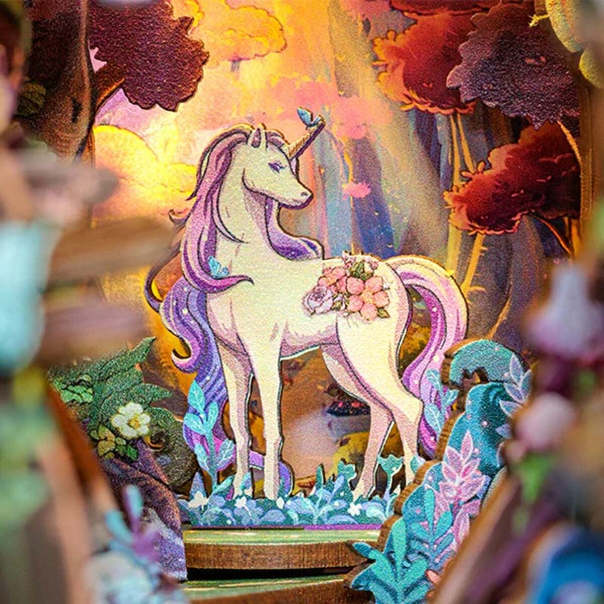 Miniaturowy domek Book Nook - Leśny świat baśni - CuteBee