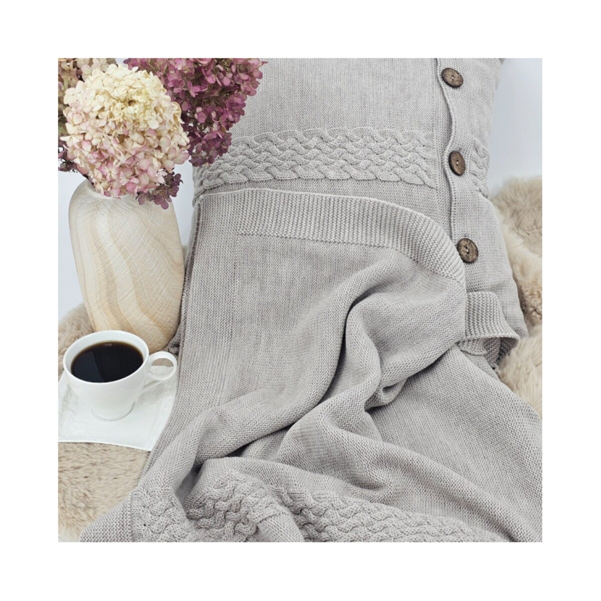 Koc dzianinowy z wełny MERINO 150x200 cm – FLORENCE SAND