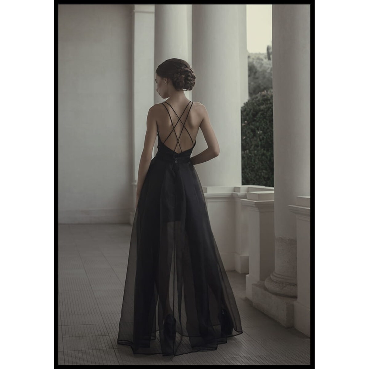 plakat czarna sukienka 21x30 cm