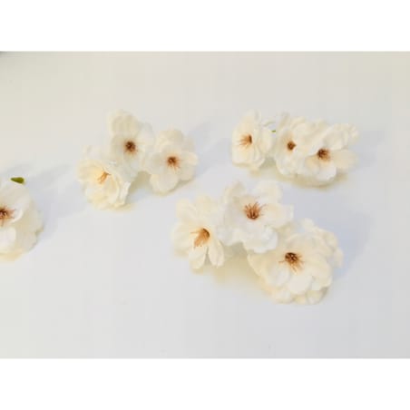 KWIATY WIŚNI MYDLANE DROBNE BIAŁE gałązki do bukietu box kompozycji stroik