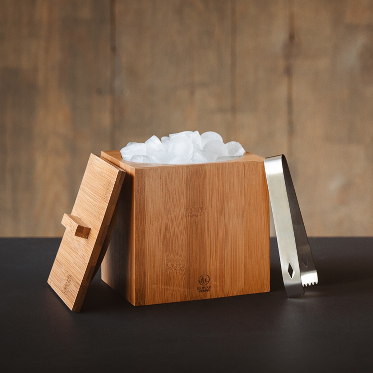 Kubełek na lód ze szczypcami Barolo / Leopold Vienna