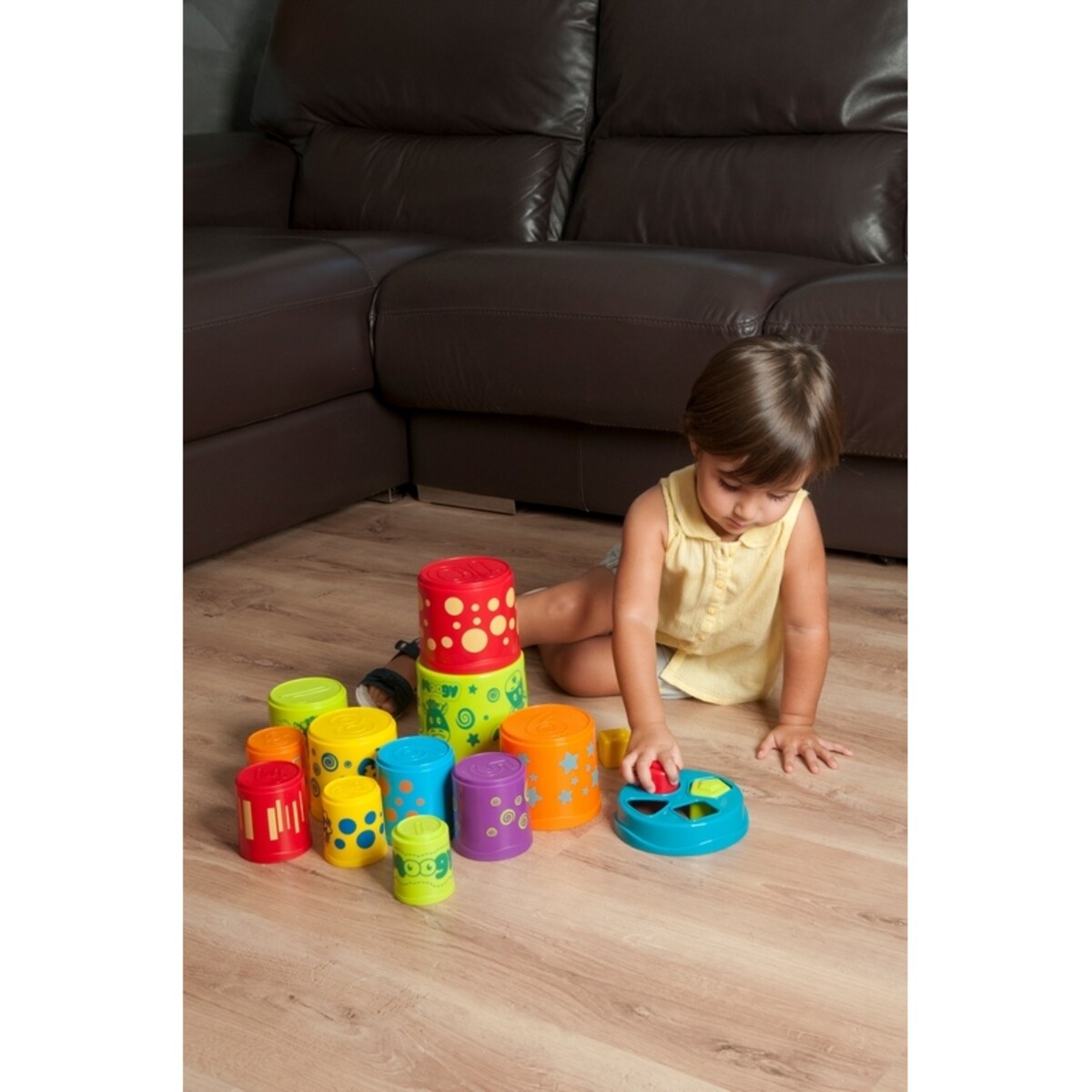 Kubeczki i wiaderka układanki - różne wzory