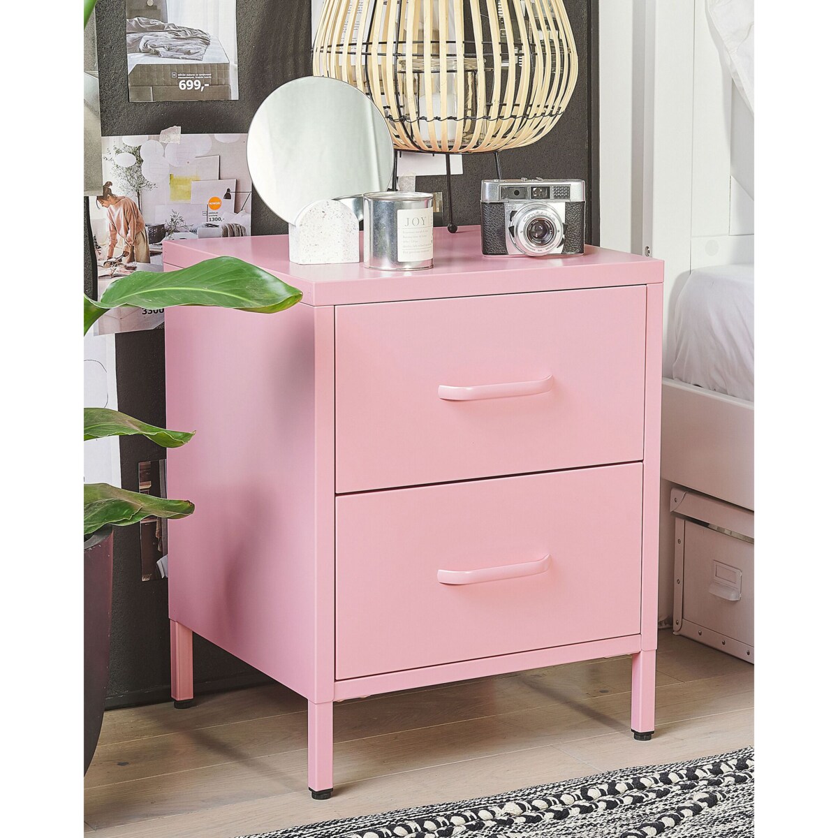 Szafka nocna metalowa różowa MALAVI