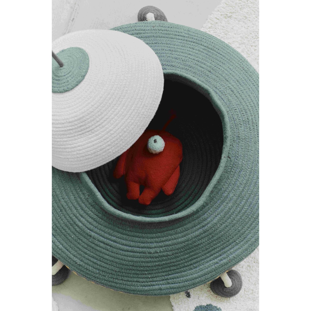 Kosz dekoracyjny UFO, "Mom, I want to be an astronaut" Lorena Canals