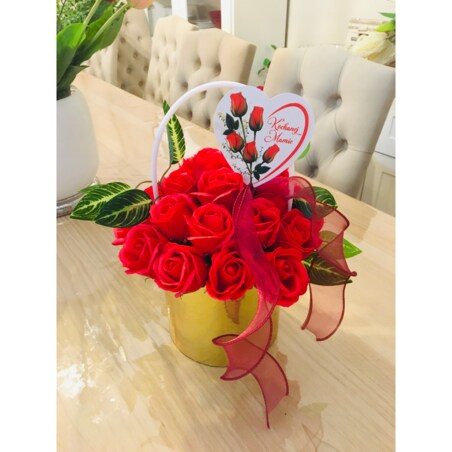 DZIEŃ dla MAMY kwiaty RÓŻA W ZŁOTYM BOXIE mydlane trwałe prezent z mydła