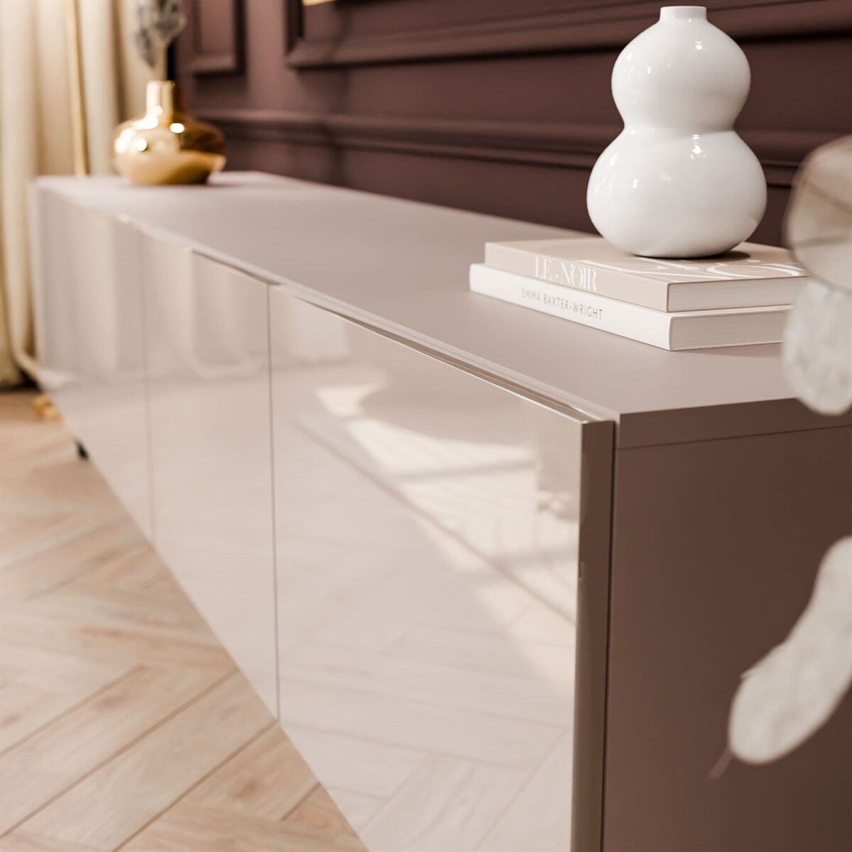 Szafka RTV COLGANTE 200 kaszmir wysoki połysk, oświetlenie LED, nóżki skośne czarne