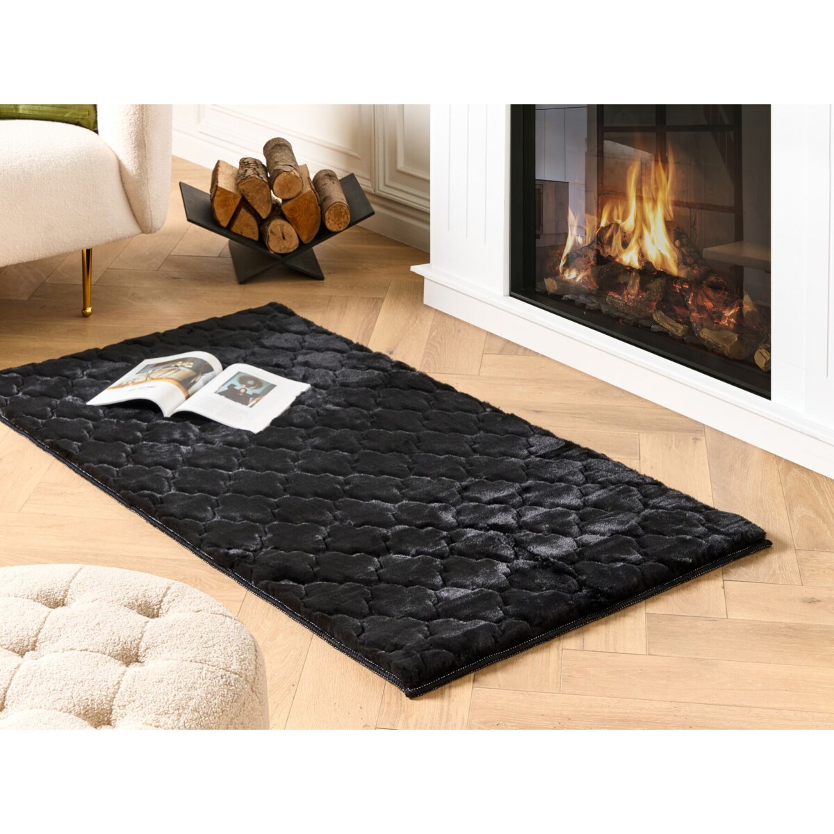Dywan sztuczne futro królika 80 x 150 cm czarny GHARO