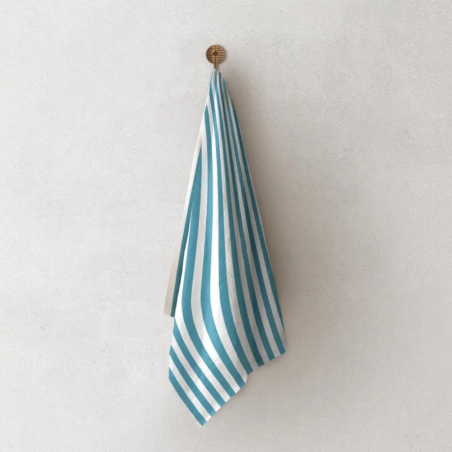 Lniany ręcznik kuchenny - błękitne paski - 2 cm